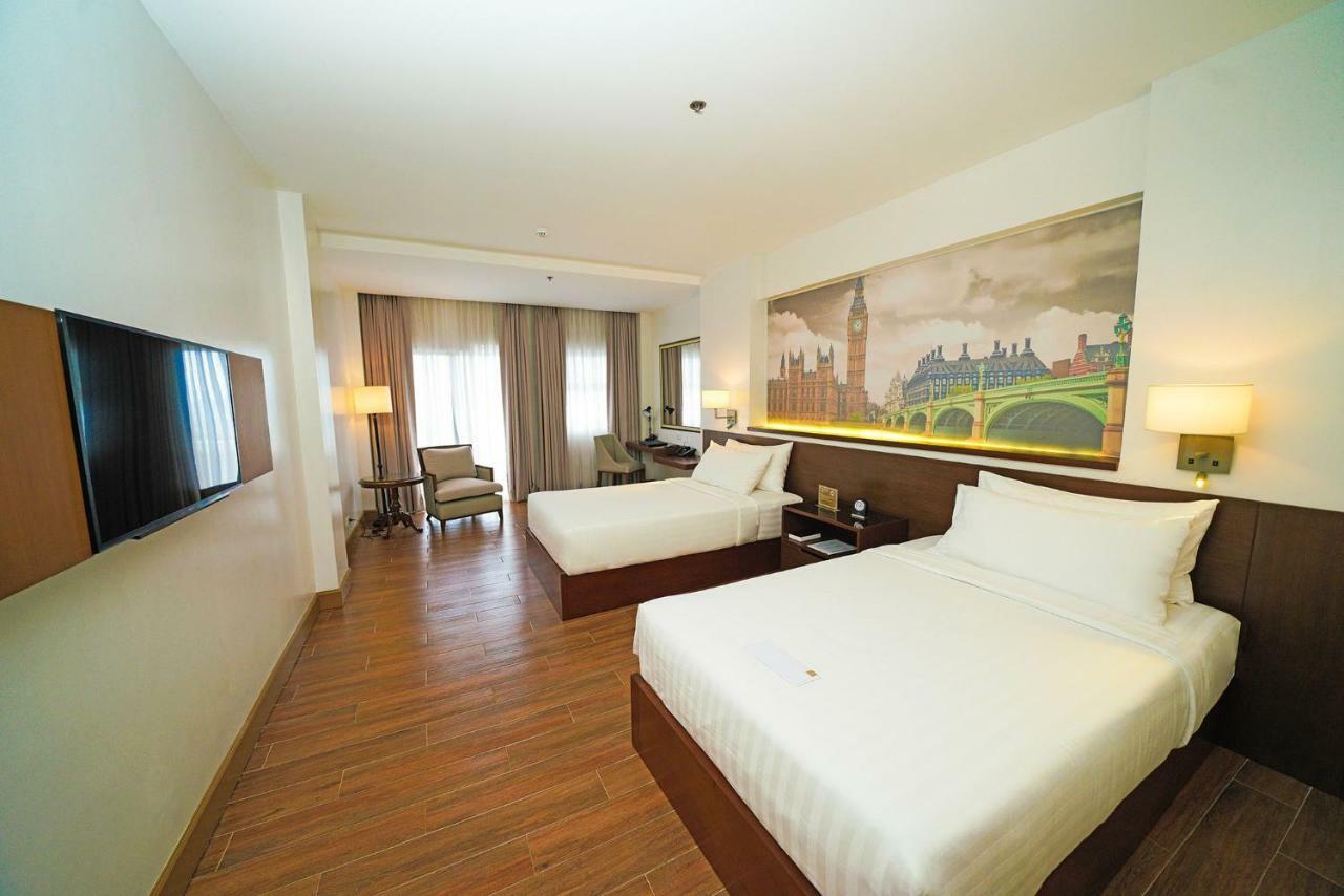 Hotel Carlito Tagaytay Tagaytay City Esterno foto