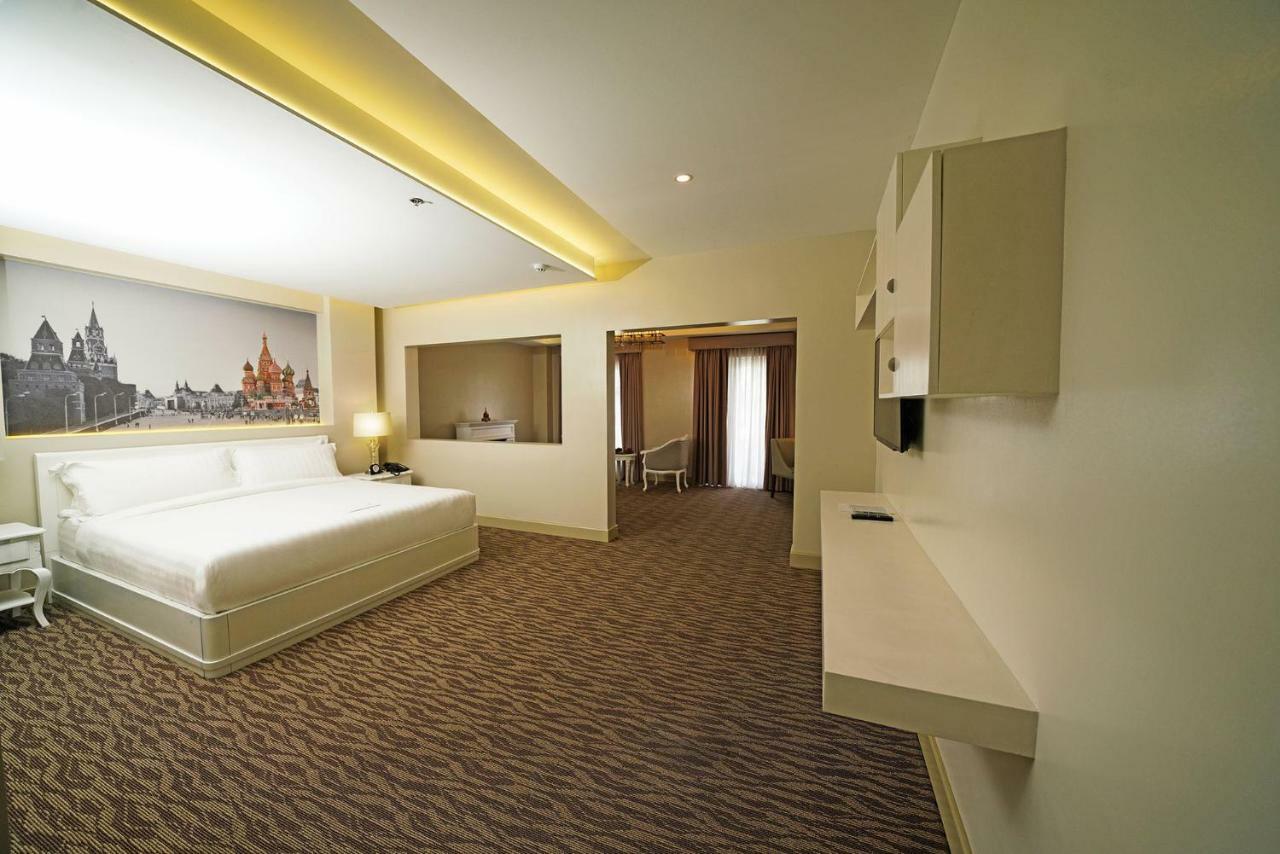 Hotel Carlito Tagaytay Tagaytay City Esterno foto