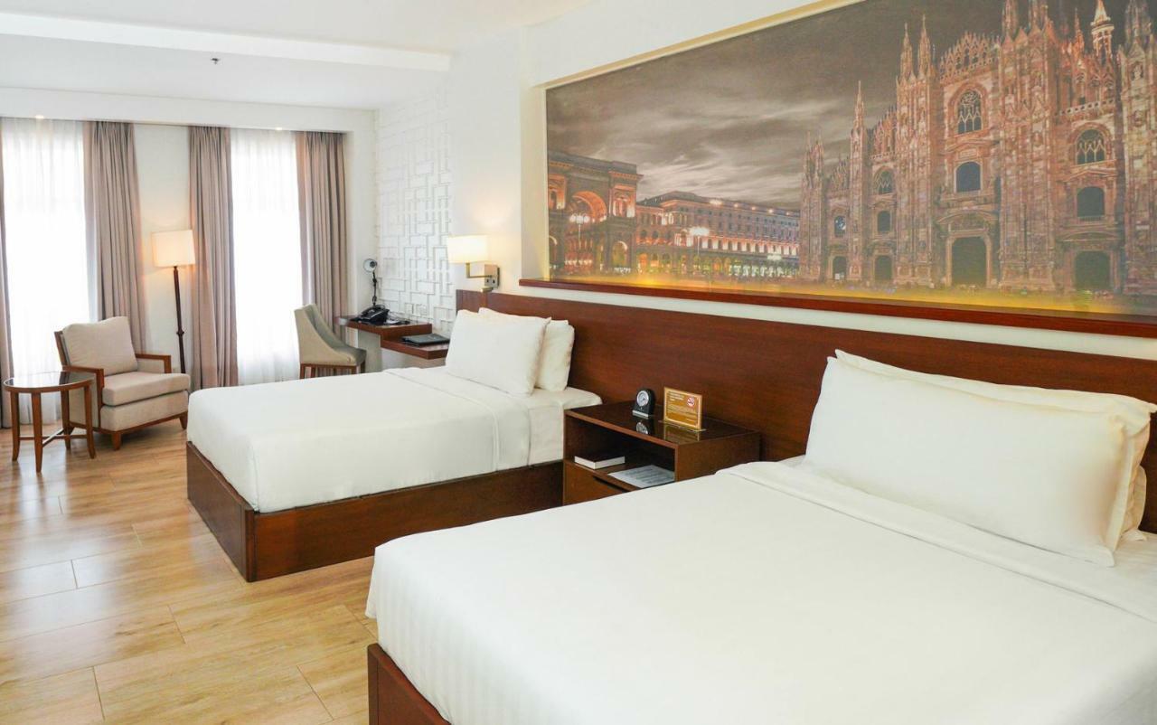Hotel Carlito Tagaytay Tagaytay City Esterno foto