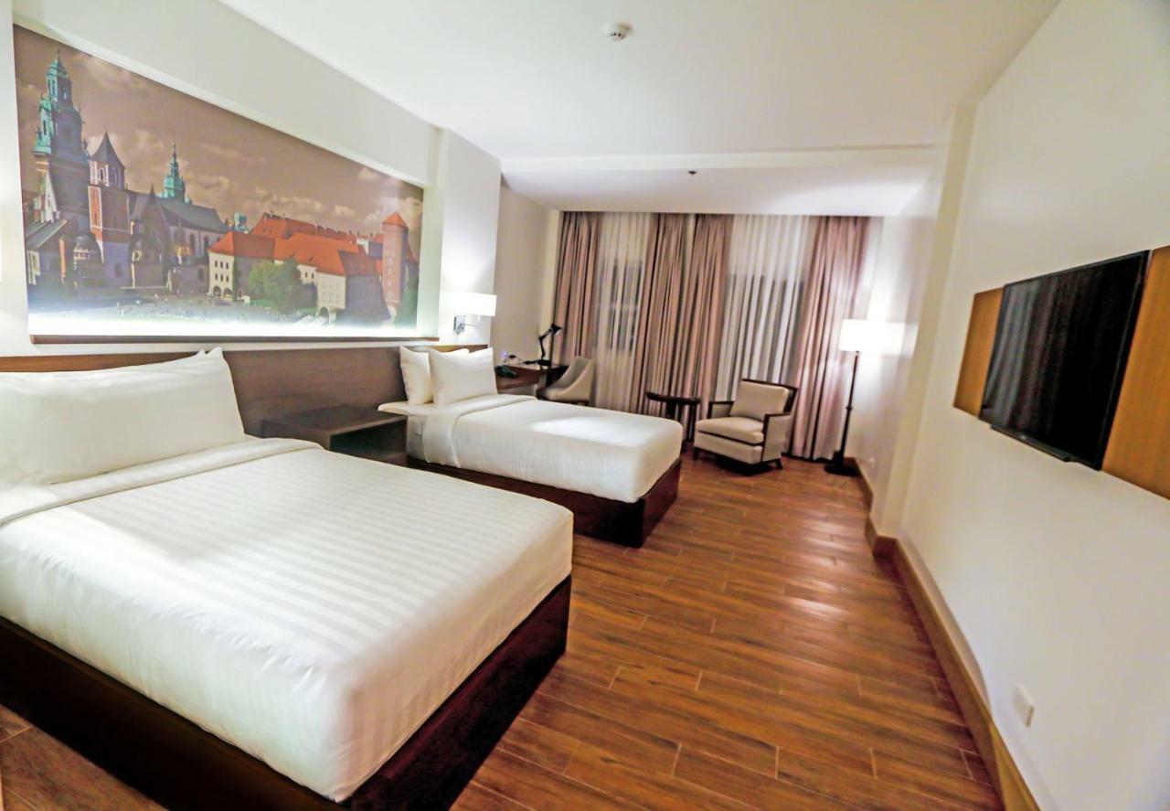 Hotel Carlito Tagaytay Tagaytay City Esterno foto