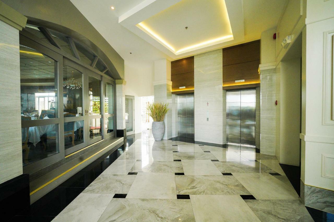 Hotel Carlito Tagaytay Tagaytay City Esterno foto